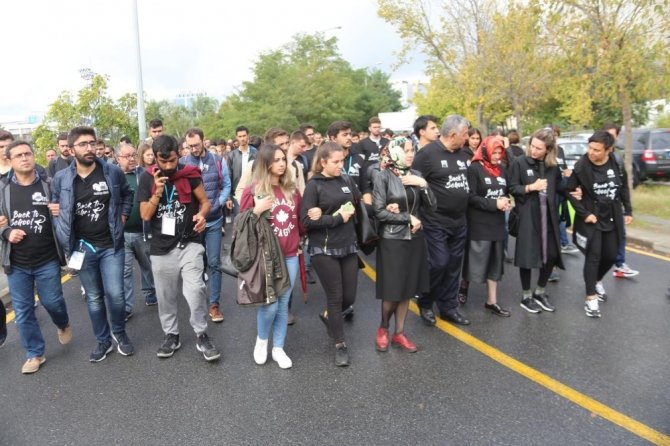 İstiklal Caddesi’nde bıçaklanarak öldürülen Halit Ayar’ın kız kardeşinden duygulandıran mektup