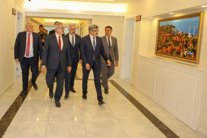 Antalya ve Isparta valilerinden Vali Bilmez’e ziyaret