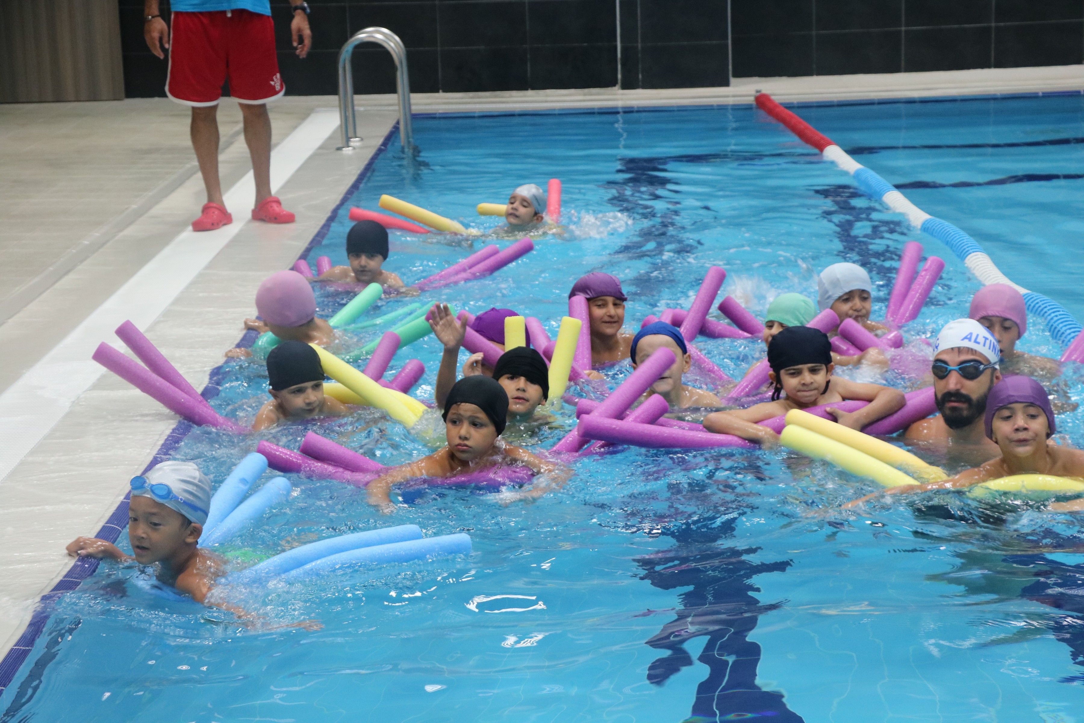 Pendik Belediyesi, Yaz Spor Okulu ile çocukları spora doyurdu
