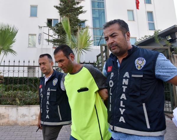 Baldızını boğazından bıçakladı daha donra güneşlenmeye gitti