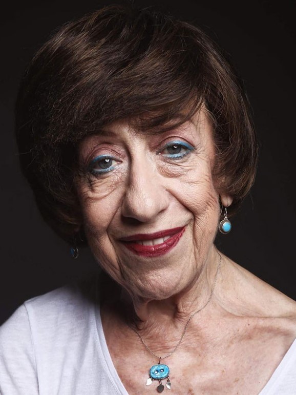 Hababam Sınıfı Tatilde filminin konusu nedir? Oyuncuları kimdir? 