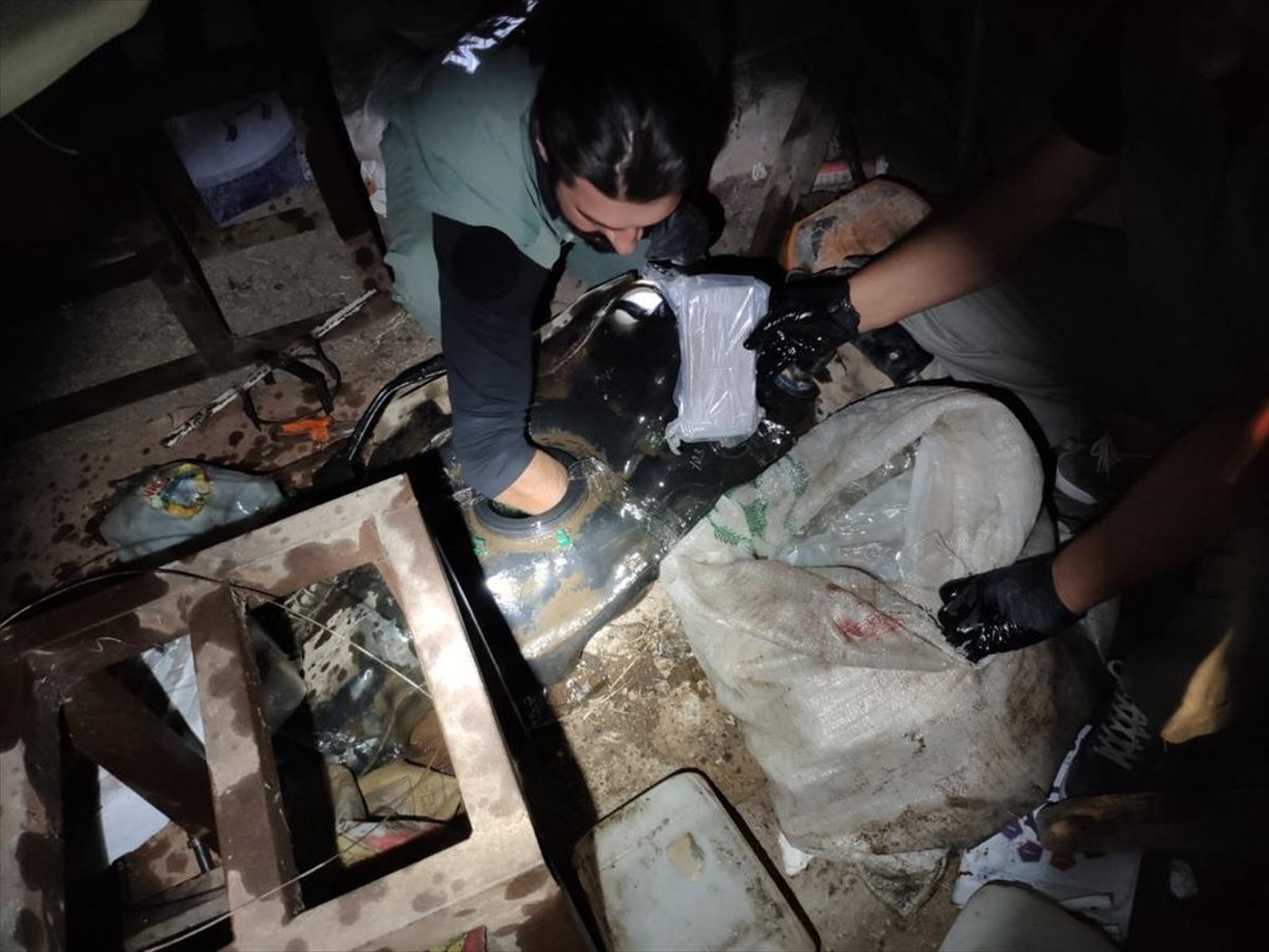 Van’da 331 kilo 160 gram eroin ele geçirildi