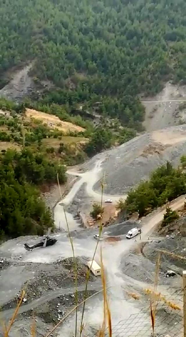 Askeri araç devrildi: 1'i ağır 5 asker yaralandı