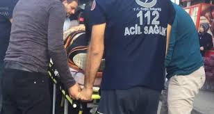 Bursa'da kaldırımda bebeği ile bekleyen babaya minübüs çarptı