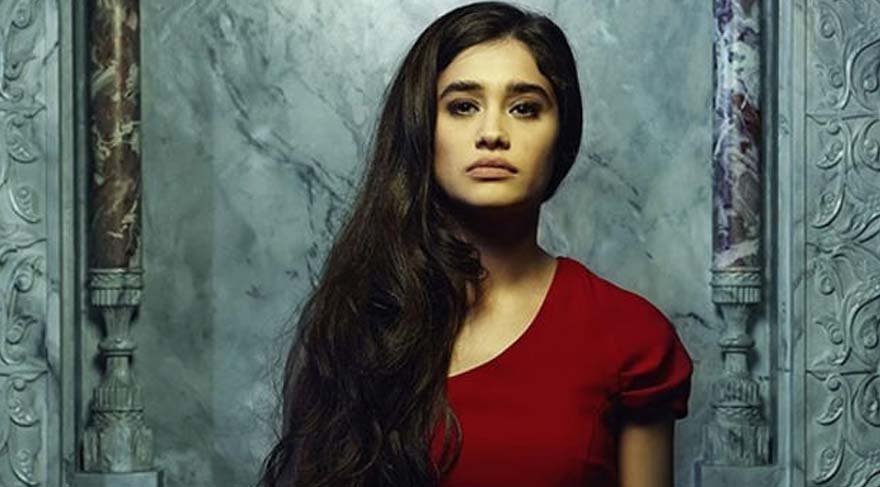 Meltem Miraloğlu'nun oynadığı çocuk 'gelin rolü' gerçek oldu