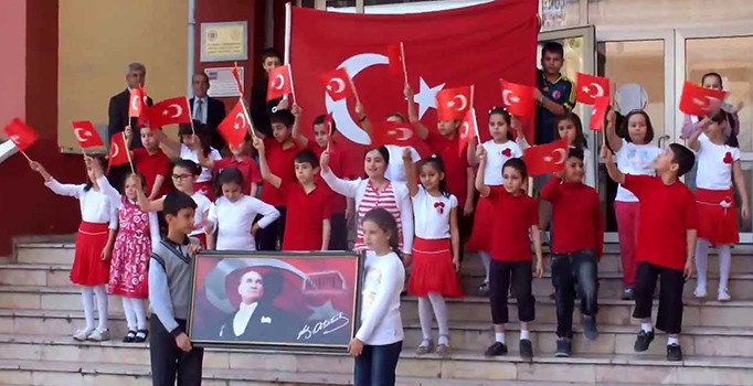 28 Ekim okullar tatil mi 2019? 28 Ekim öğleden sonra okul tatil olur mu 2019?