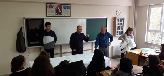 Okuldaki görüntüler çok konuşulmuştu! Konuya ilişkin soruşturma başlatıldı