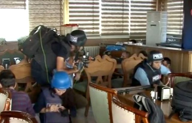 YPG, Basın çalışanlarını hedef alıyor! Nusaybin'de gazetecilerin bulunduğu binaya ateş açıldı