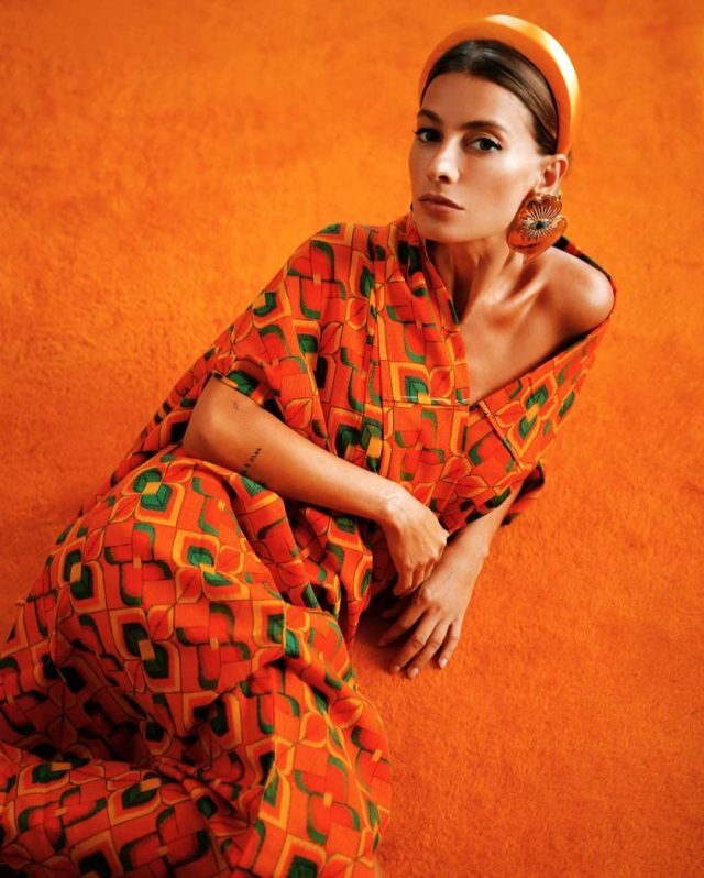 Evli iş adamıyla gündeme gelen Tuba Ünsal, Behzat Ç.'nin oyuncusu ile yakalandı