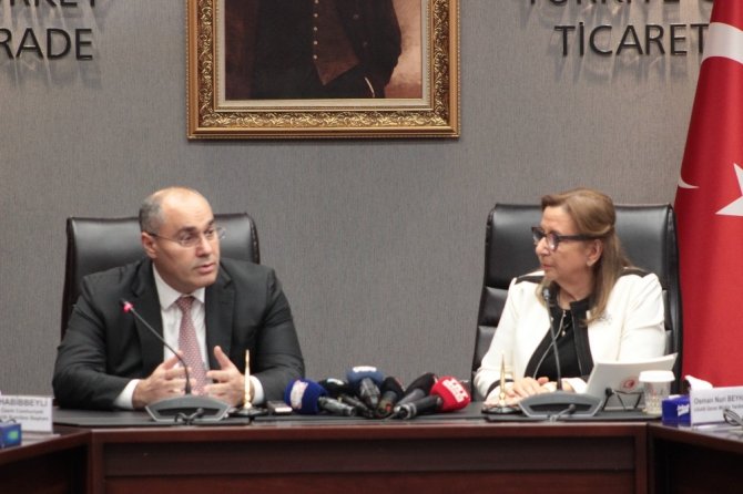 “Son 17 senenin getirdiği istikrarla ekonomimizdeki büyüme ve ihracatımızdaki artış devam etmiştir”