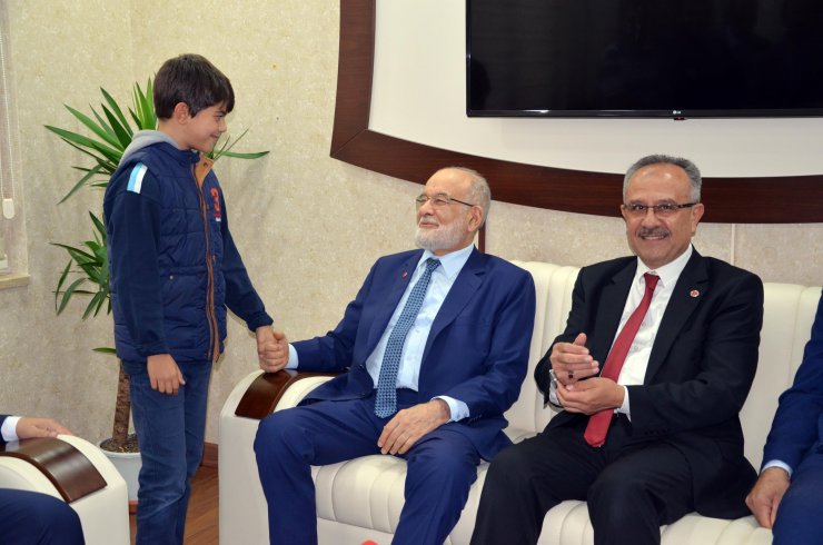 'Onlar bizim stratejik müttefiklerimiz' der ve yola çıkarsanız, böyle yarı yolda bırakırlar