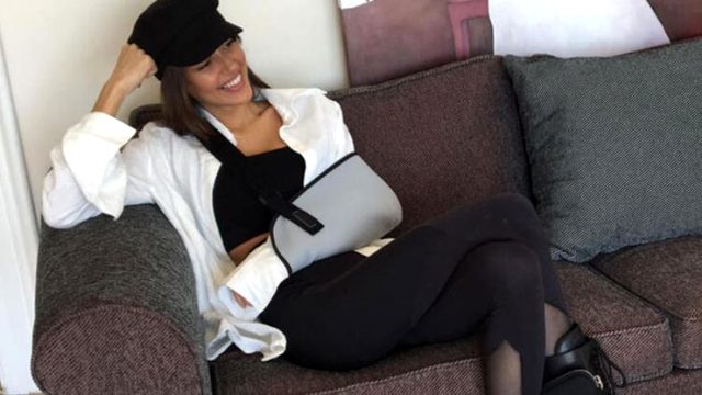 Dilan Çiçek Deniz'den takipçilerini üzen haber! Spor yaparken kolunu sakatladı