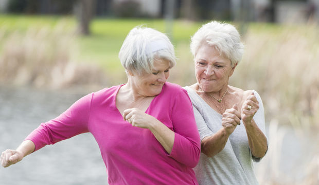 Menopoz nedir? Yaşı kaçtır? Menopoz dönemi etkileri, belirtileri nelerdir?