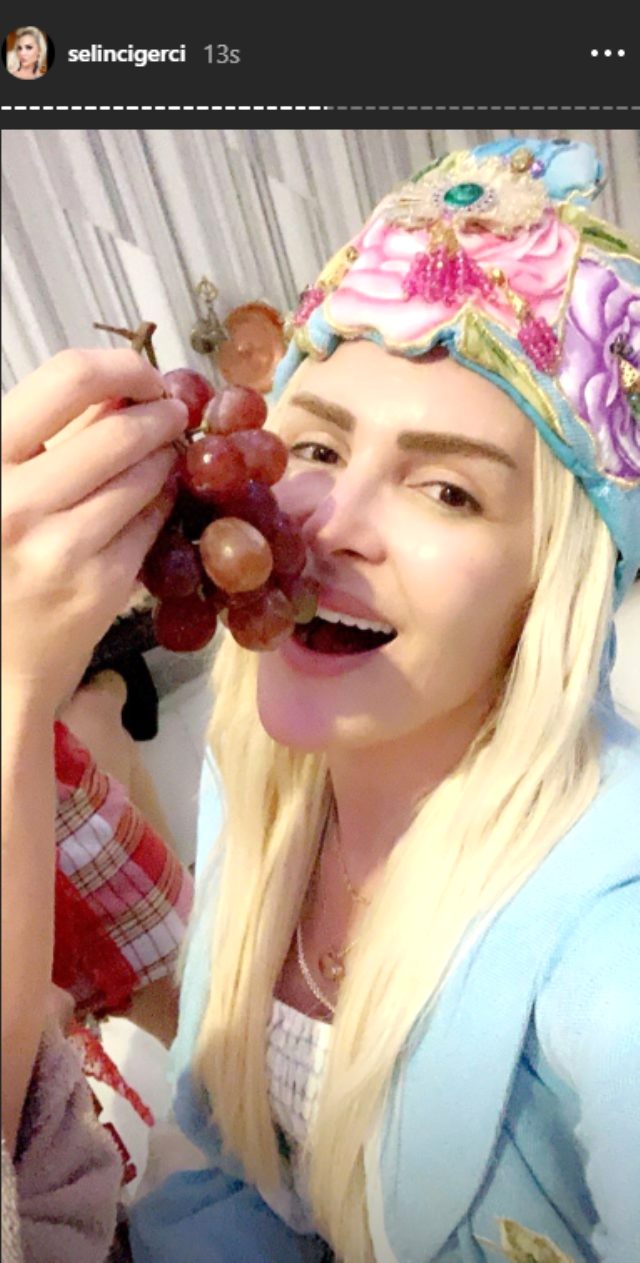 1 Hafta sonra evlenecek olan Selin Ciğerci gelin hamamında oryantal oynattı