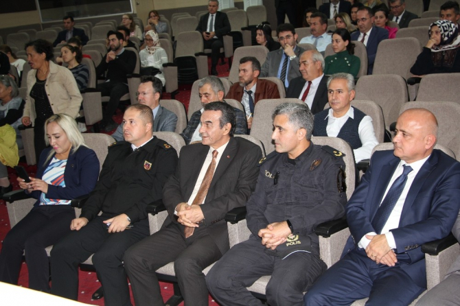 Adli Bilişim Uzmanı Altun: "Çocuğunuza sevgi ile yaklaşın"