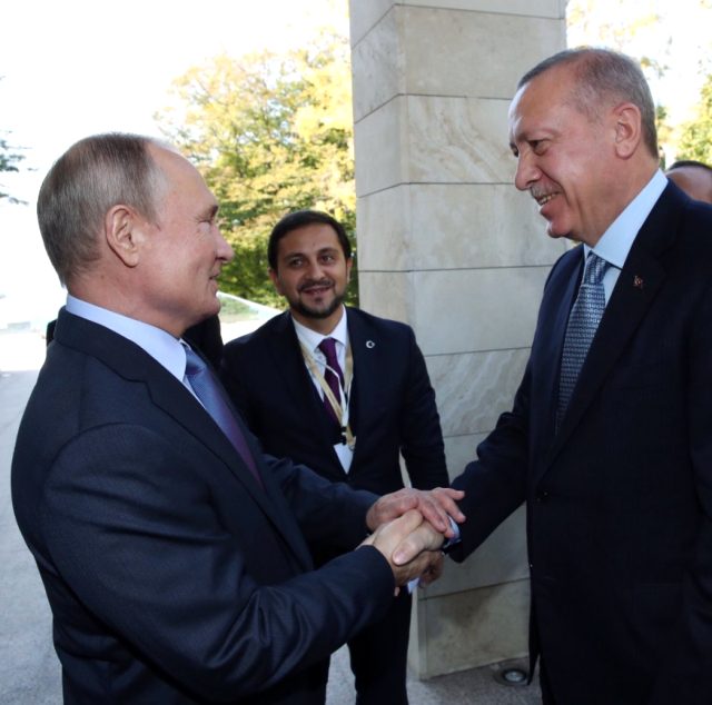 İngiliz basınından ilgi çeken Putin ve Erdoğan manşeti