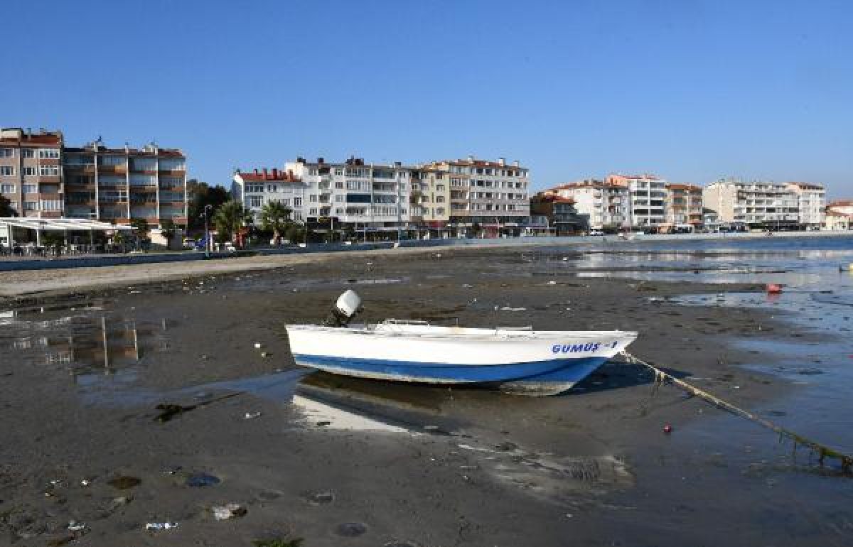 Tekirdağ'da deniz suyunun görüntüsü korkuttu