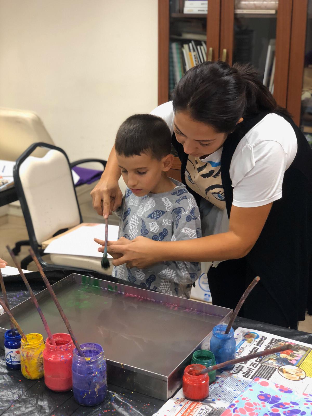 Pendik'te çocuklar sanatla içiçe oluyor