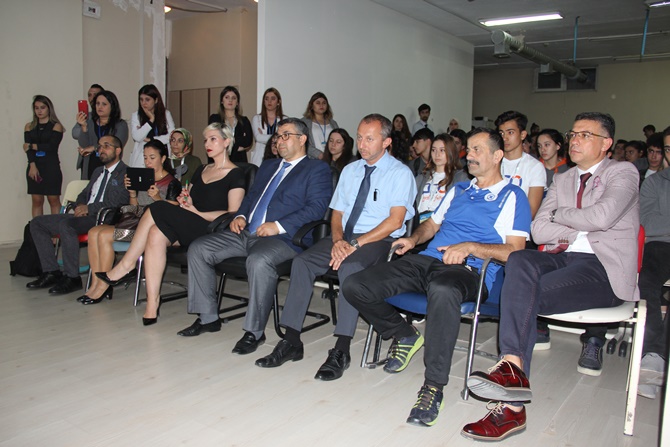 Pendik Doğru Cevap Anadolu Lisesi ünlü yazar Hakan Bıçakçı’yı ağırladı