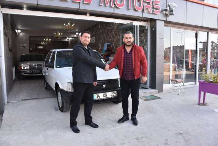 Eski otomobilin fiyatı dudak uçuklattı ! 45 bin liraya satıldı