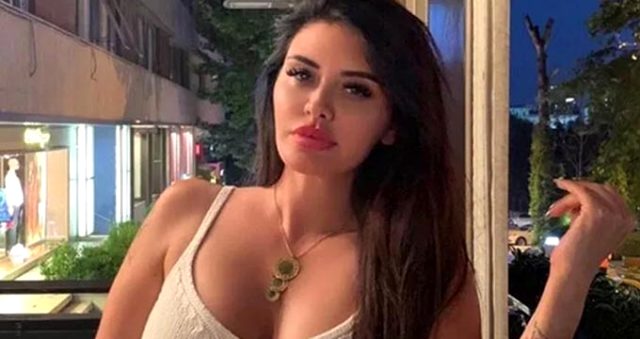 Metroda görüntülenen Selda Bağcan: Ben halktan biriyim