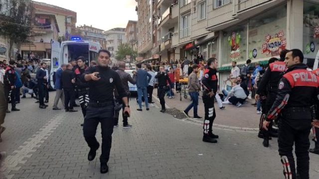 Esenyurt'ta silahlı çatışma: Yaralananlar var!