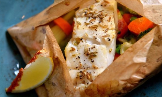 Kağıtta Levrek nasıl yapılır? Gelinim Mutfakta Kağıtta Levrek tarifi