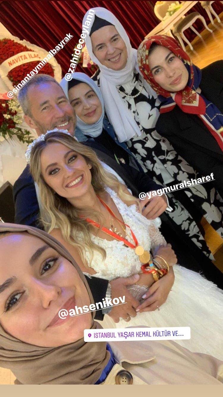 Oyuncu Sinan Albayrak dün Seda Yazıcı ile evlendi