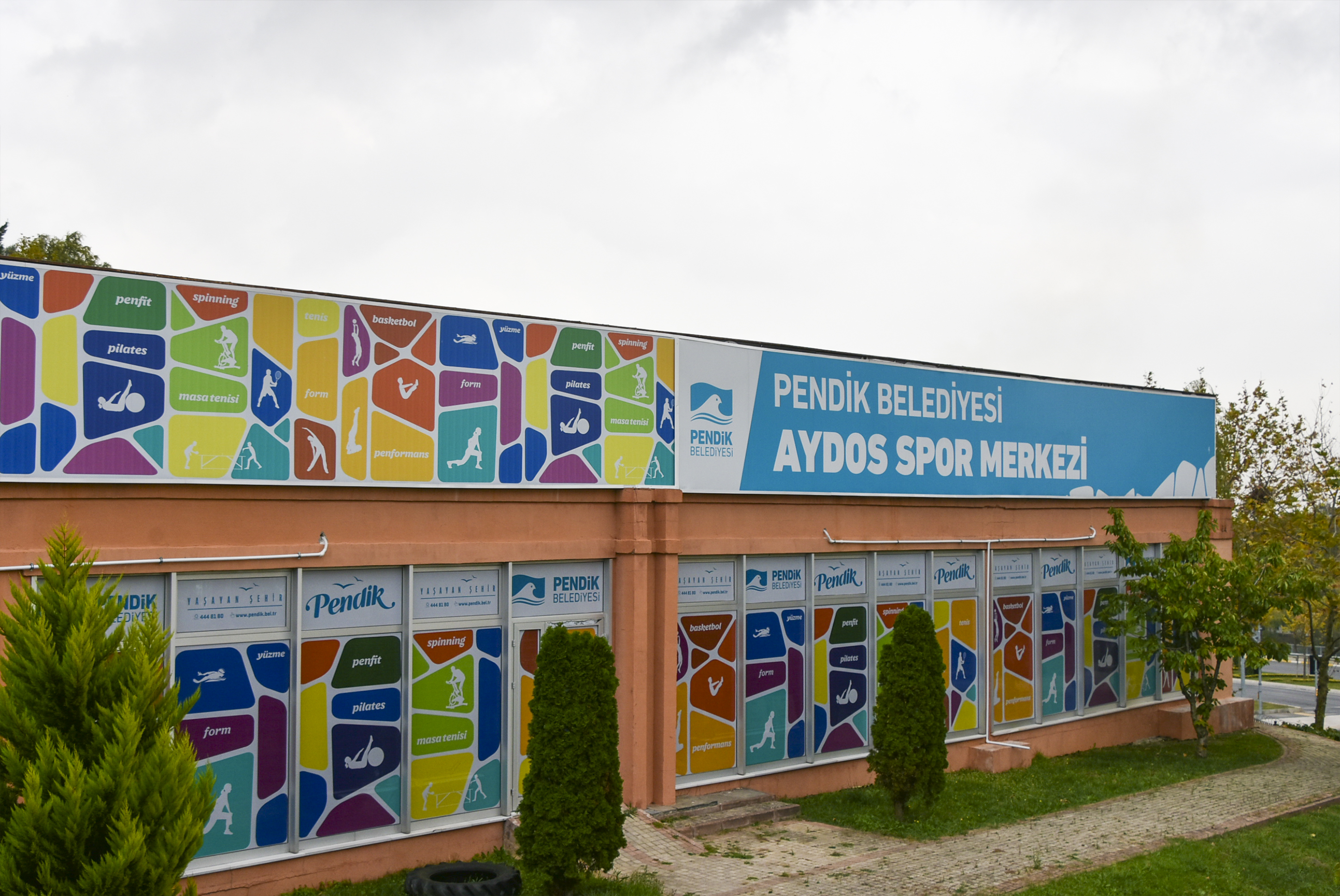 Aydos Spor Merkezi Yüzme Havuzu Pendik'te hizmete açıldı