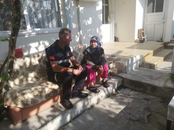 Çan Belediye zabıtalardan sokak sokak vatandaşların yanında