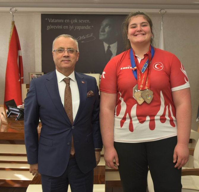 Başkan Kayda, milli judocuları altınla ödüllendirdi