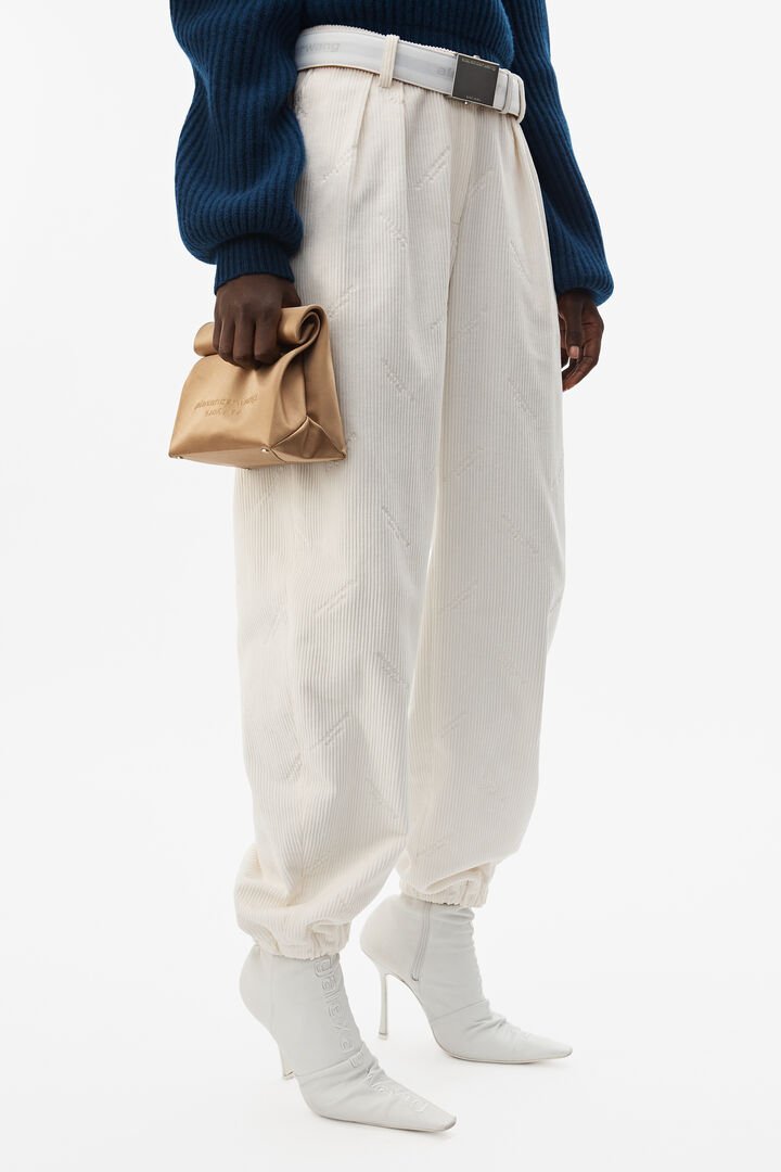 Plastik poşet kullanmamak için yemek çantası üretildi! Fiyatı dudak uçuklattı