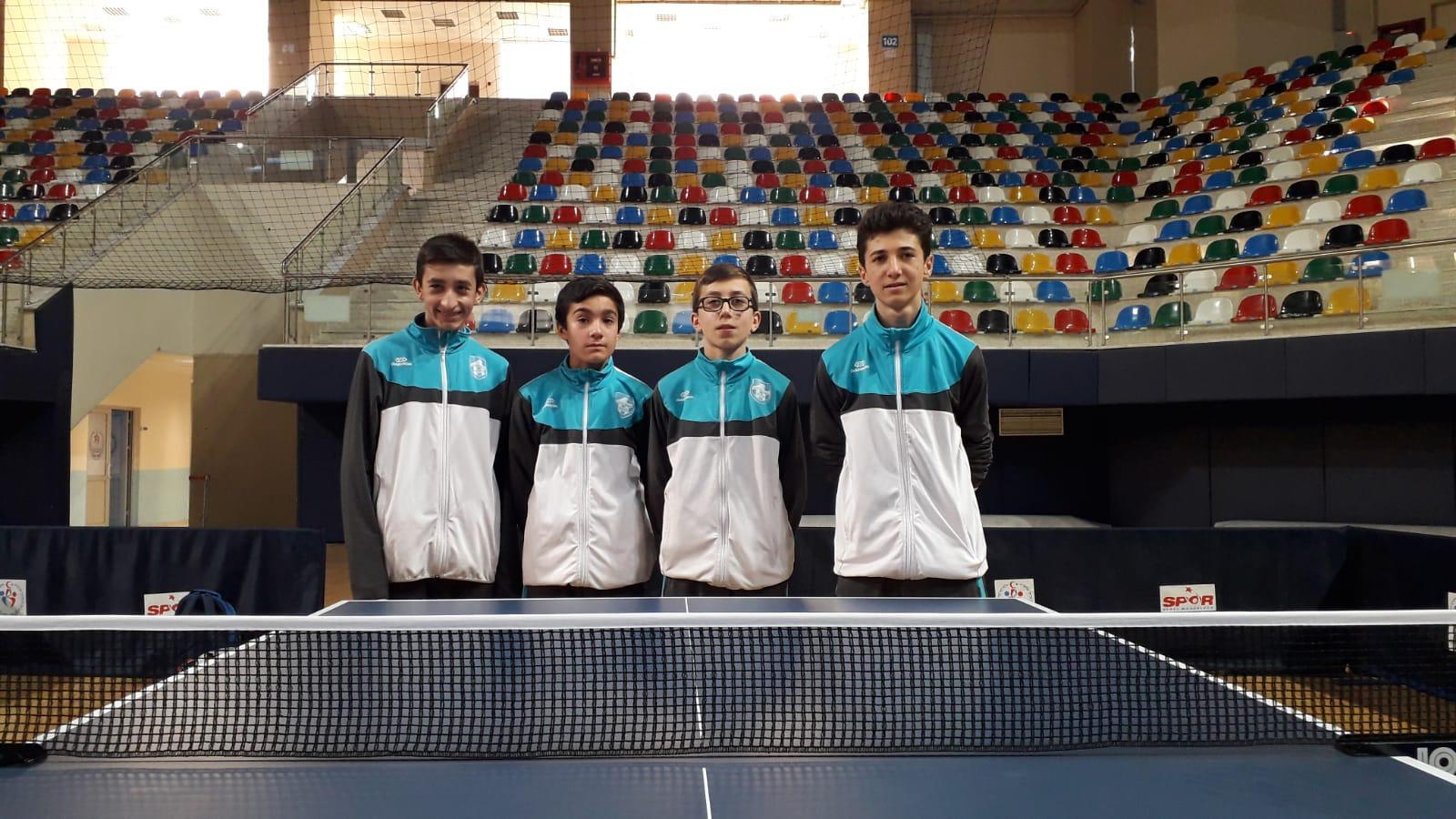 Pendik Belediyesi Spor Kulübü masa tenisinde zirveye oynuyor