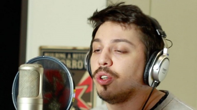 Ünlü rap şarkıcıları sahnedeyken ortalık karıştı!