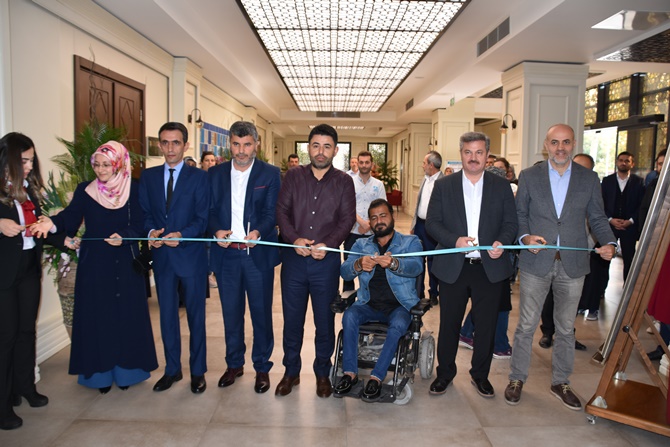 50 bin çivilik Dev Filografisi ilk kişisel sergisinde halkla buluştu