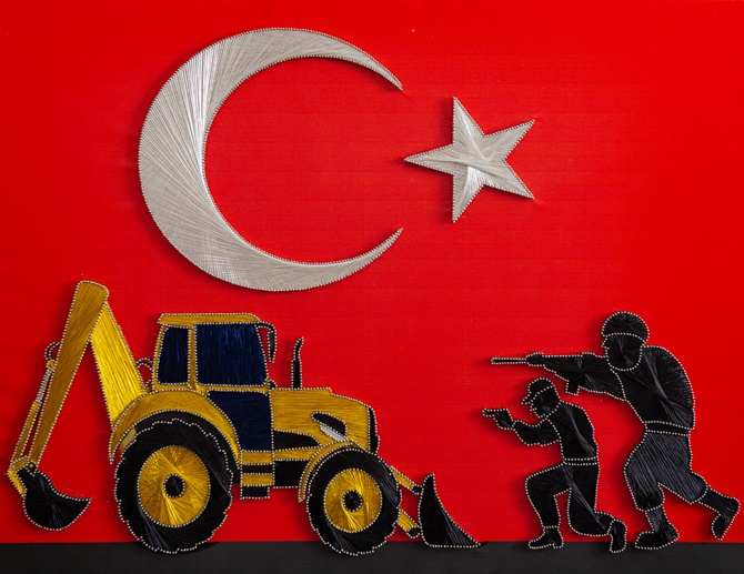 50 bin çivilik Dev Filografisi ilk kişisel sergisinde halkla buluştu