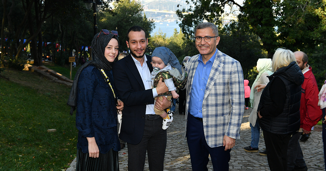 Başkan Hilmi Türkmen Üsküdarlılarla Millet Bahçesinde buluştu