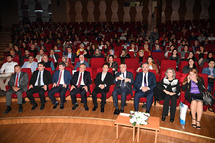 Tuzla'da “Kendini Geliştir Öğrenciyi Yetiştir” programı düzenlendi