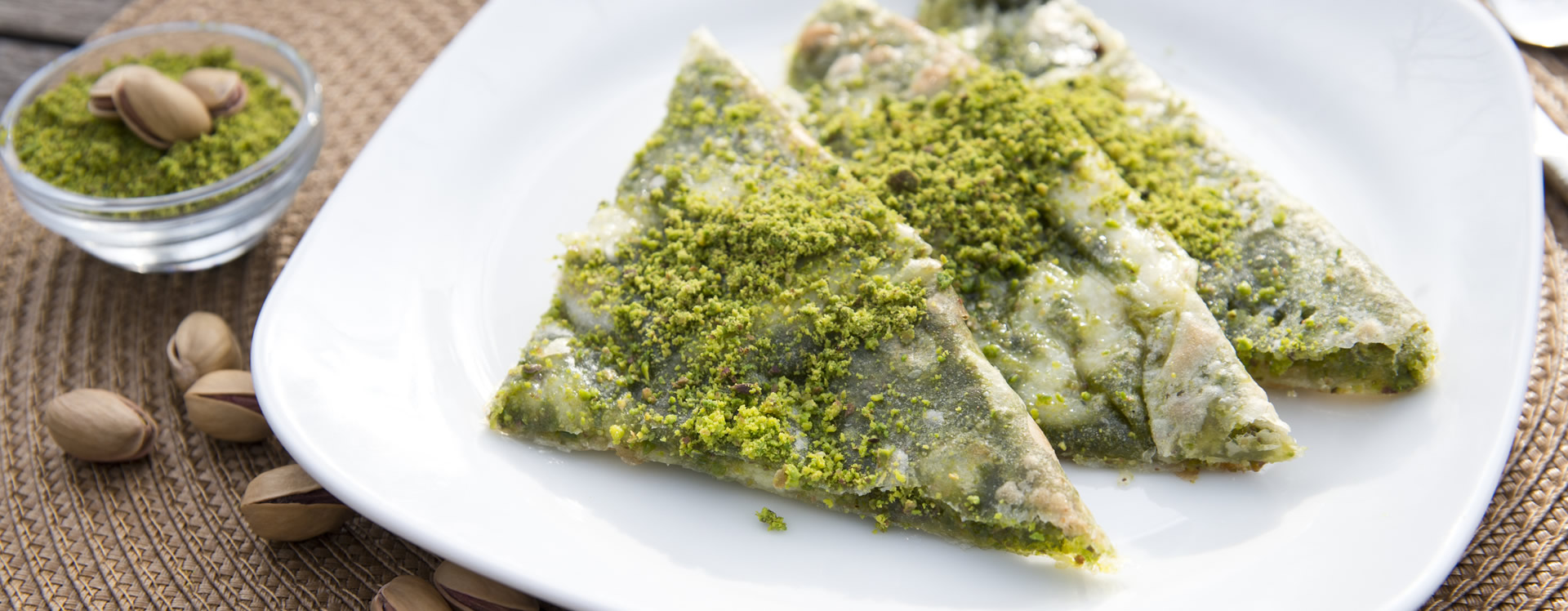 Katmer Tatlısı nasıl yapılır? | Gelinim Mutfakta Katmer Tatlısı tarifi