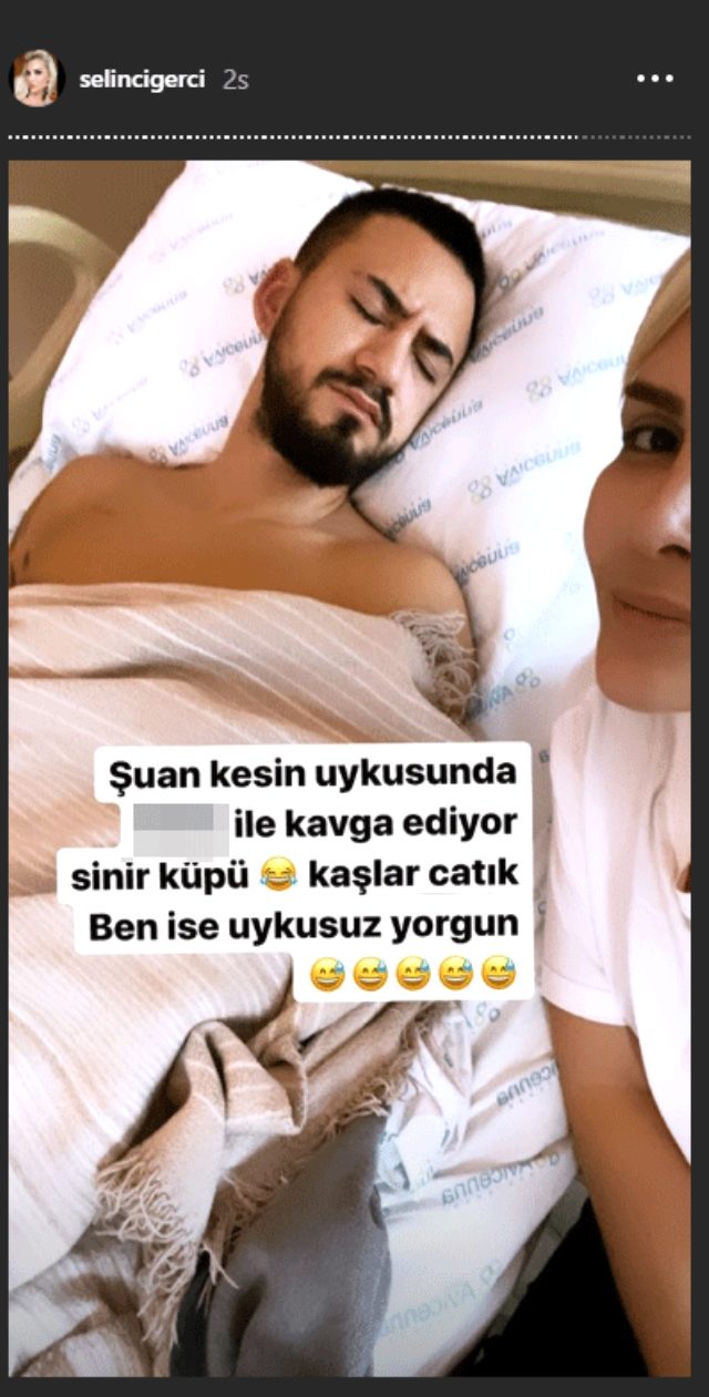 Selin Ciğerci kocasının ayaklarını öptü
