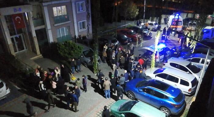Mahalleli sokağa döküldü! Liseli Rabia 11. kattan düşerek hayatını kaybetti