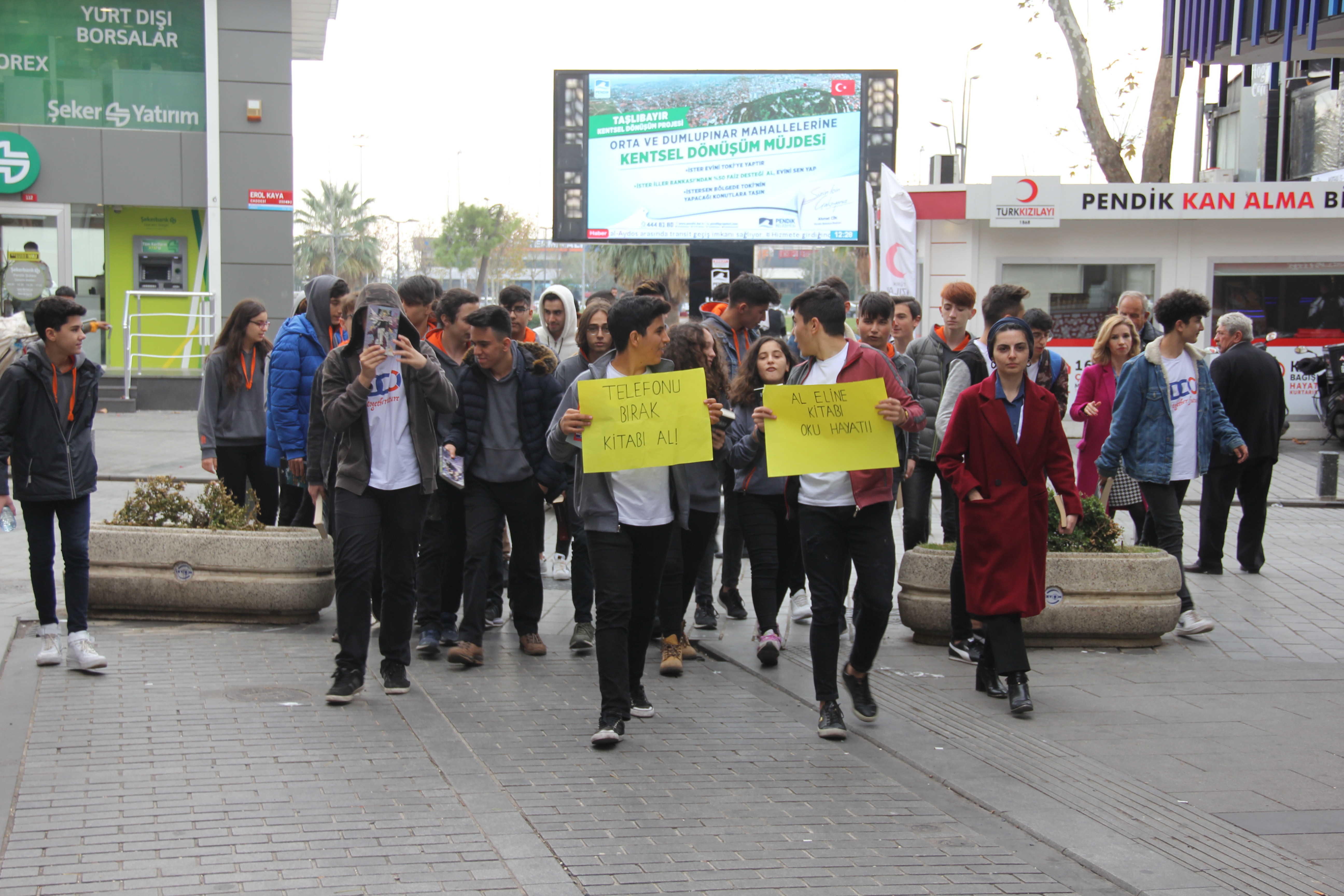 Pendik Doğru Cevap Anadolu Lisesi farkındalık yaratmaya devam ediyor
