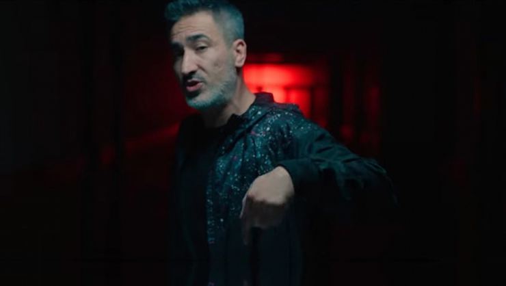 Sagopa Kajmer yeni albümündeki şarkısı Toz Taneleri ile gündeme oturdu