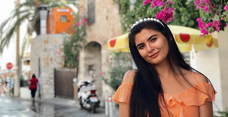 Gelin adayı Hanife Gürdal'dan itiraf: Benzinlikte çalışırken taciz edildim