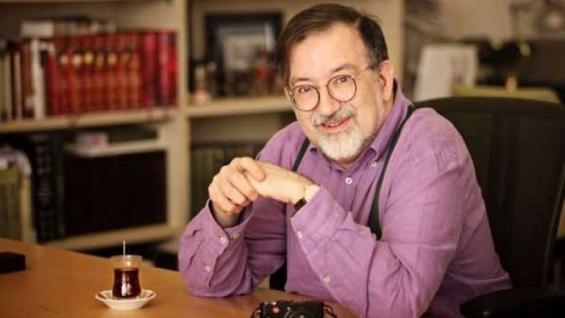 Fatih Altaylı sosyal medyadan duyurdu! Ünlü yazarın acı günü