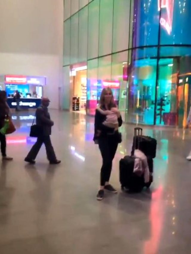 Amerikalı oyuncu İstanbul Havalimanını öve öve bitiremedi