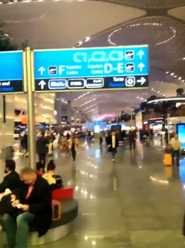 Amerikalı oyuncu İstanbul Havalimanını öve öve bitiremedi