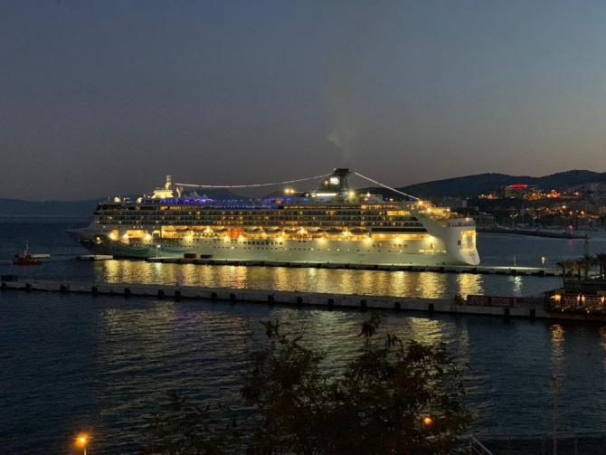 Norwegian Spirit Kuşadası’nda