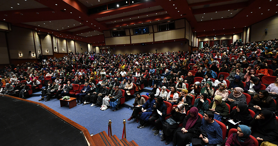 Üsküdar'da aile kavramında yaşanan dönüşüm konusuna değinildi