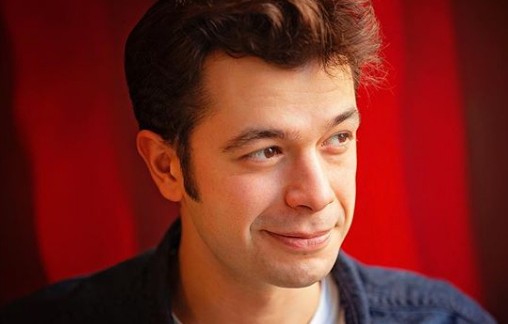 Çok Güzel Hareketler Bunlar Atakan kimdir? Atakan Çelik kimdir? Evli mi? Eşi kim?